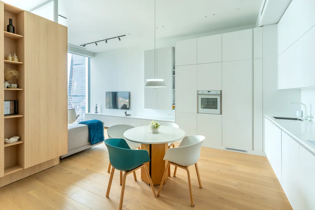 Уютная студия с видом на башни