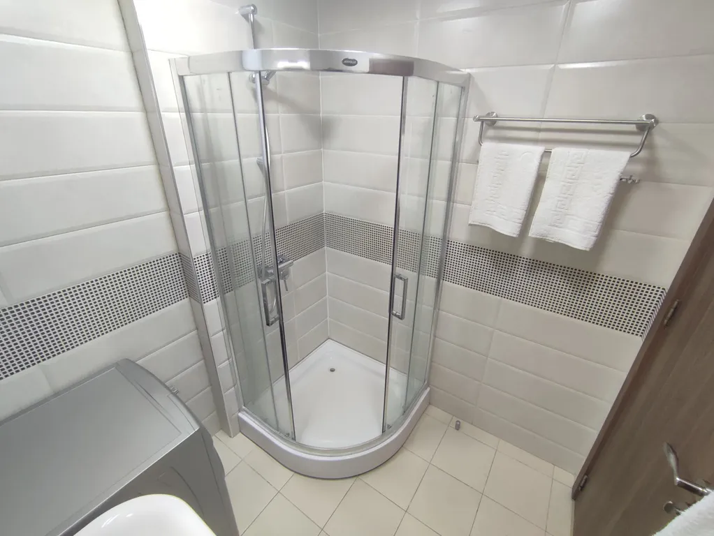 Квартира Квартира Большая студия с балконом и видом на море. 425 — Батуми