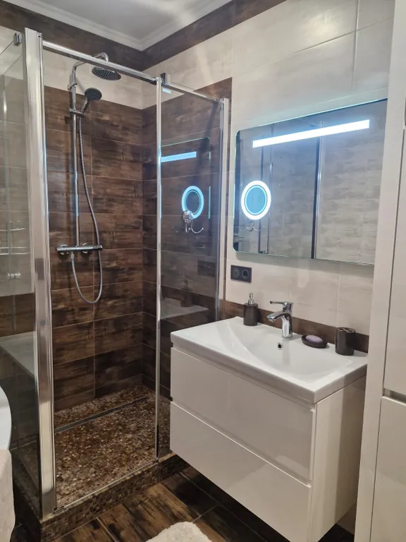 Квартира Просторная, уютная, светлая, благоустроенная квартира — Калининград