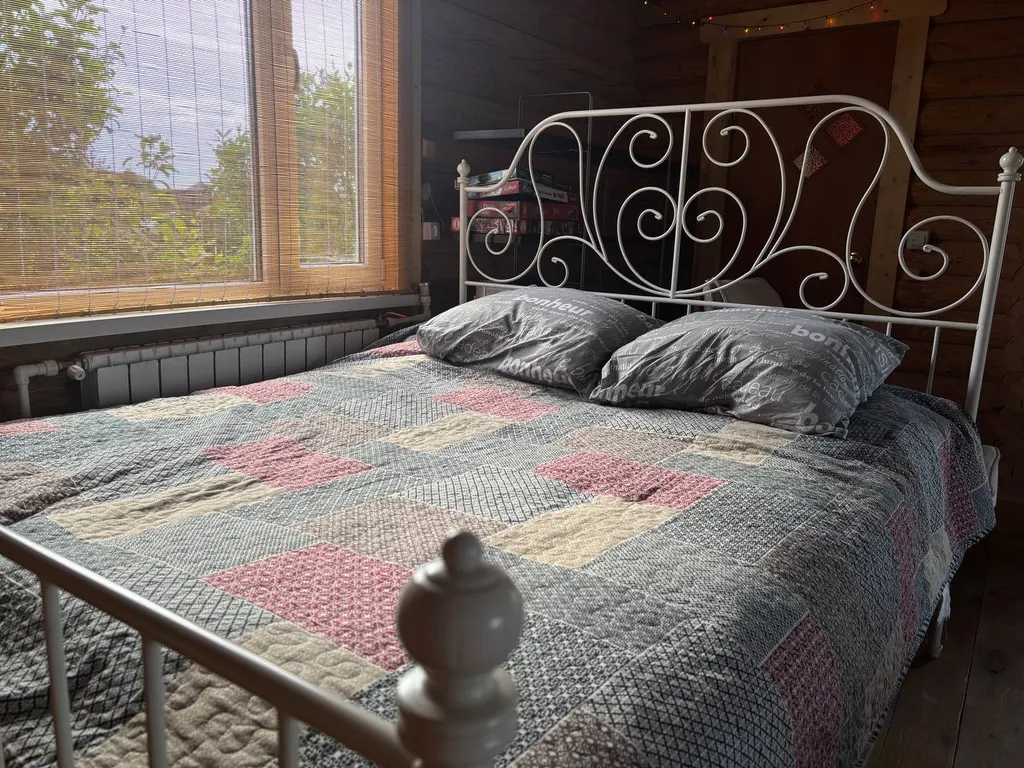 Коттедж Уютный коттедж у озера Донцо,Баня.Гриль-домик.Памятник природы. — Волосово