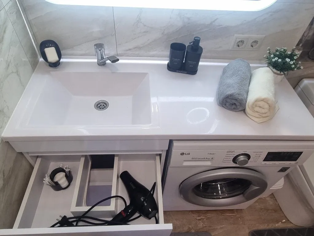 Квартира Трехкомнатная квартира с бассейном и потрясающим видом на море — Сириус