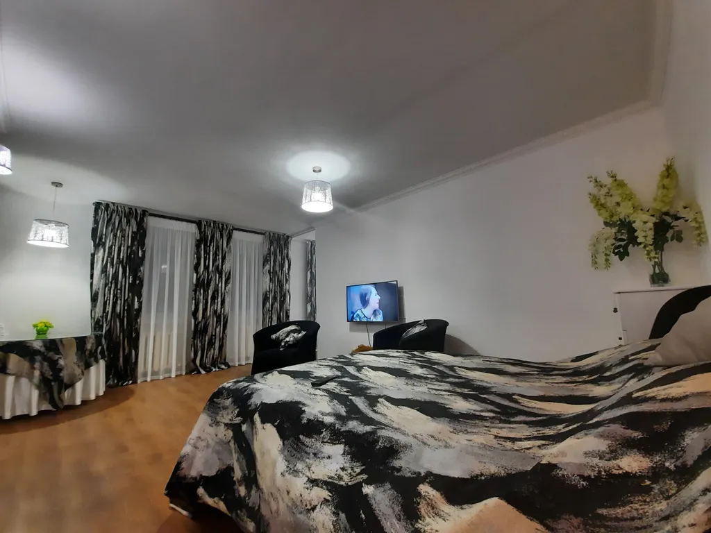 Квартира 2-комнатная Квартира — Севастополь