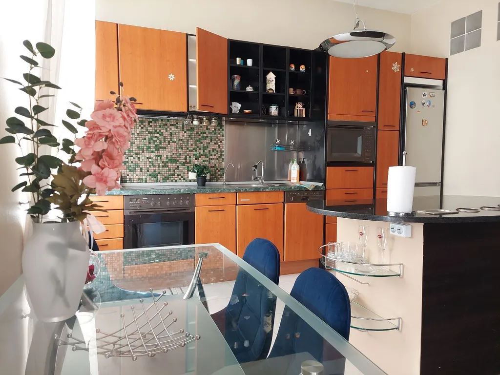 Просторная квартира — аренда посуточно в Волгоград