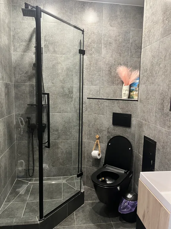 Трёхкомнатная квартира с хорошим ремонтом