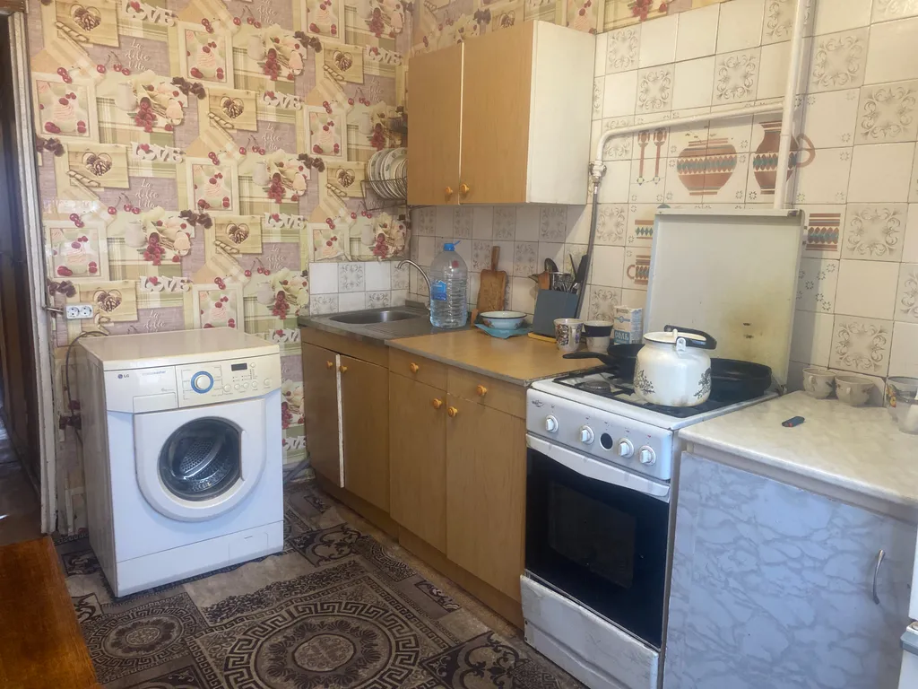 3-комнатная благоустроенная квартира