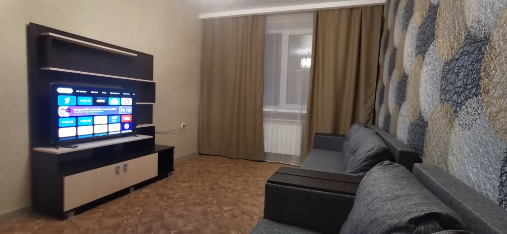 Часть дома на втором этаже с баней и бассейном