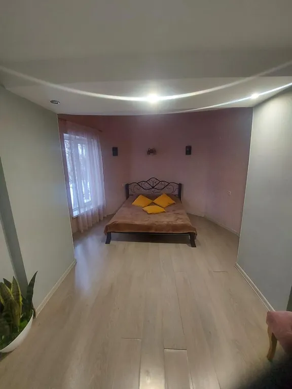 Белоснежная веранда и усадьба