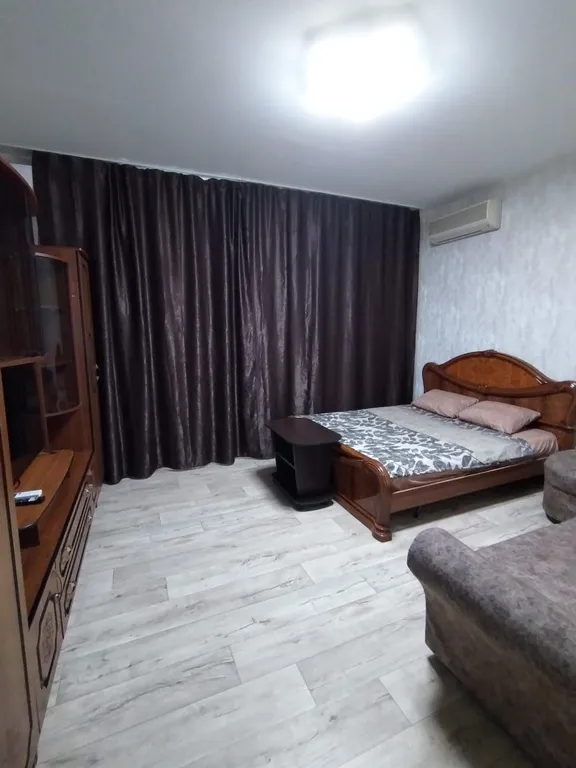 Большая трешка до 12 гостей в самом центре у фонтана