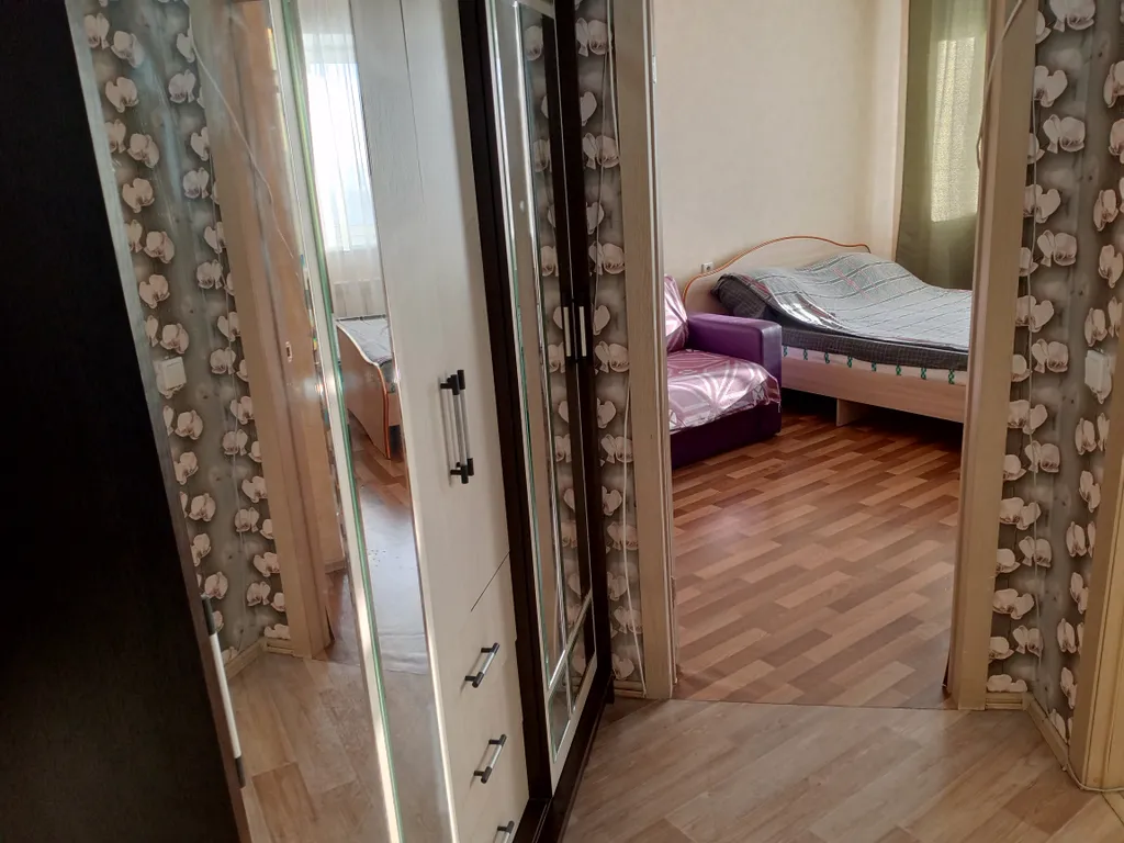 Квартира Квартира возле ТК Лента — Омск