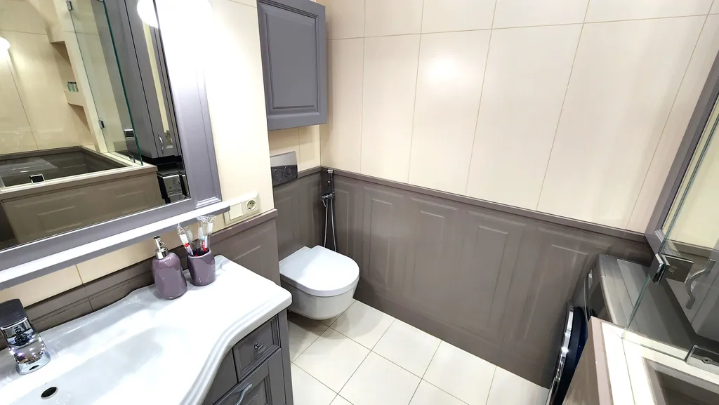 Уютная двухкомнатная квартира с прекрасным ремонтом и большим балконом