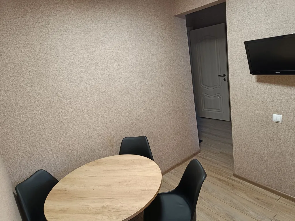 Двухкомнатная квартира в центре города  Нягань