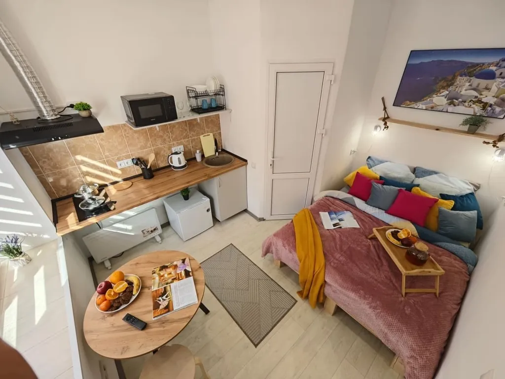 Уютная студия с кроватью-трансформером