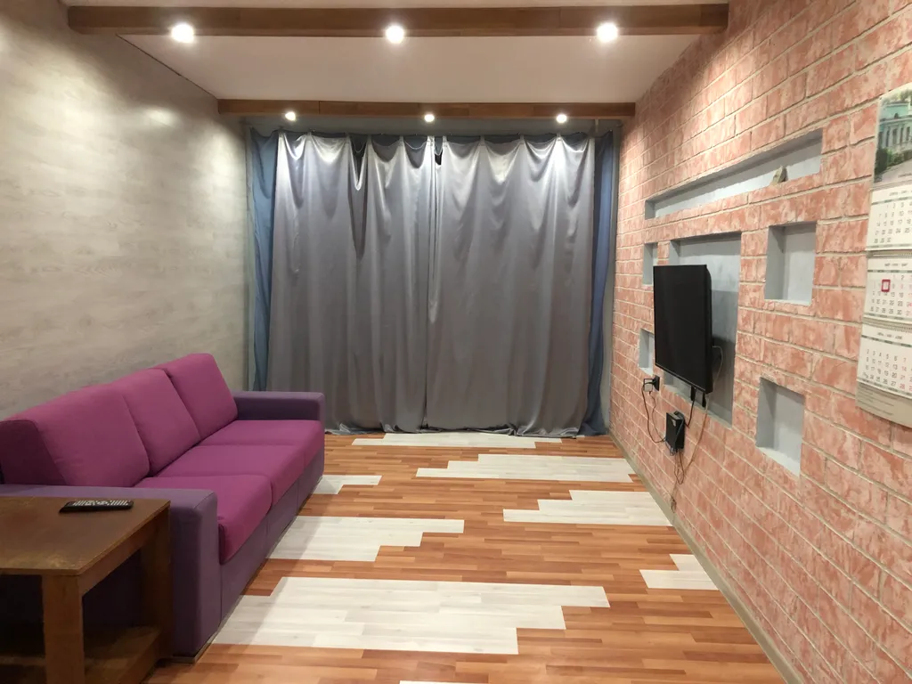 Квартира рядом с бассейном и катком — аренда посуточно в Валдай