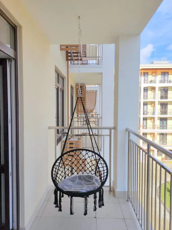 Новая студия-комфорт с бассейном и балконом в ЖК Кипарис Holiday house