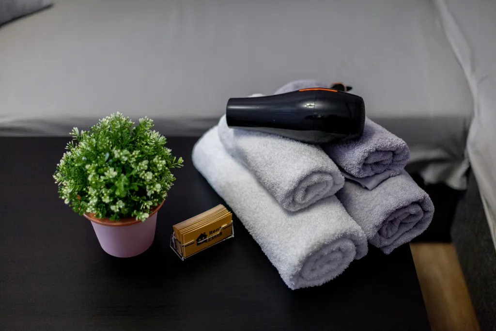 Апартамент RentPlaza с двумя спальнями