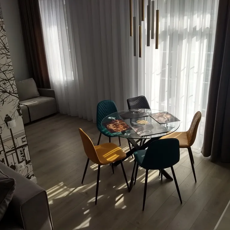 Новая квартира с подземным паркингом в центре