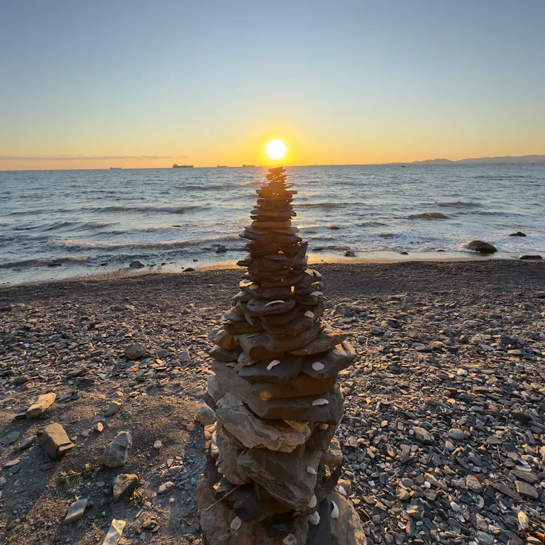 Солнечная, уютная квартира не далеко от моря