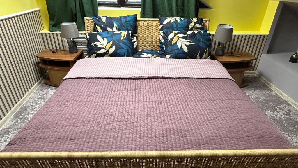 Двухкомнатная мансарда в центре Нижнего