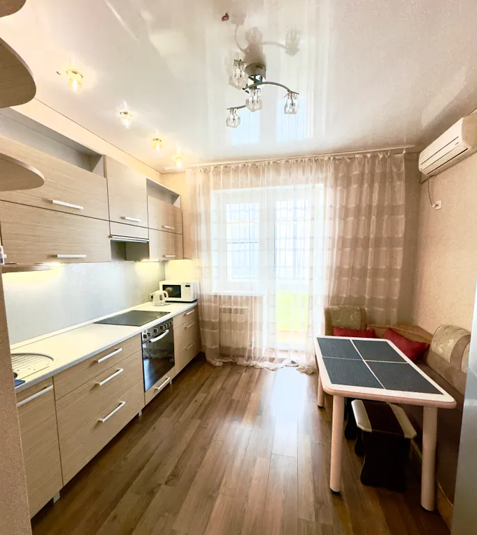 2-х комнатная квартира с хорошим ремонтом в центре