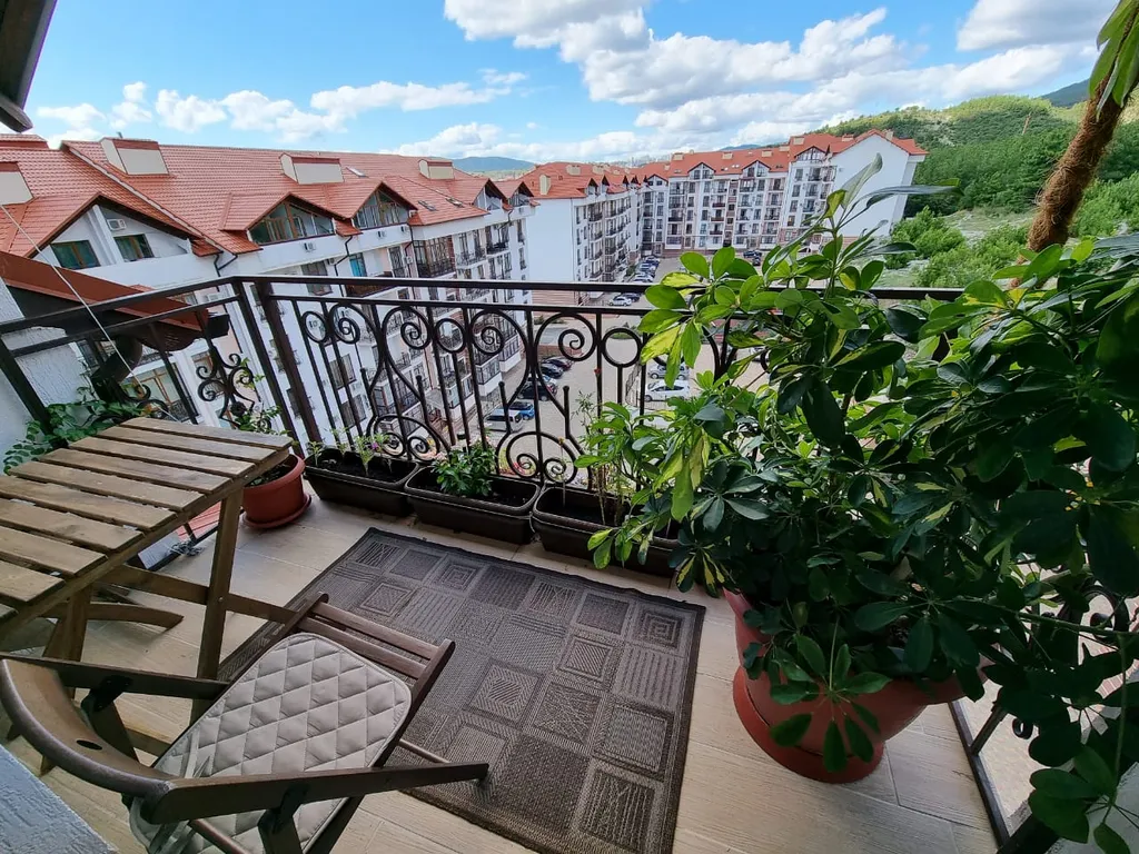 Квартира Квартира Уютная мансарда с видом на горы — Геленджик