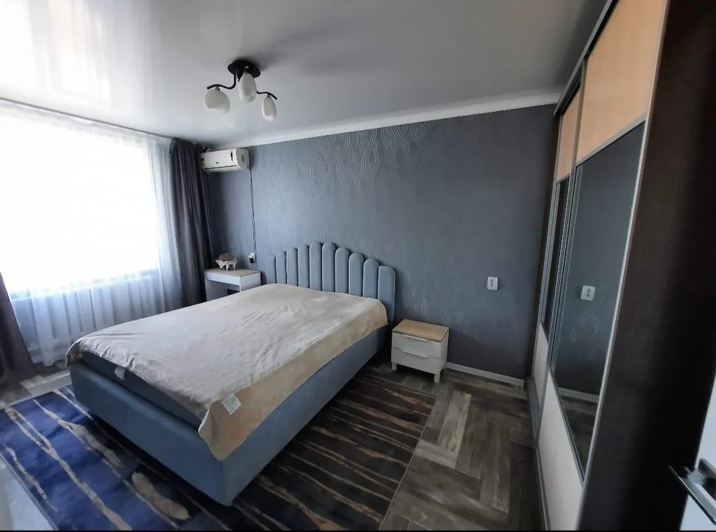 2-комнатная Квартира — аренда посуточно в Яровое