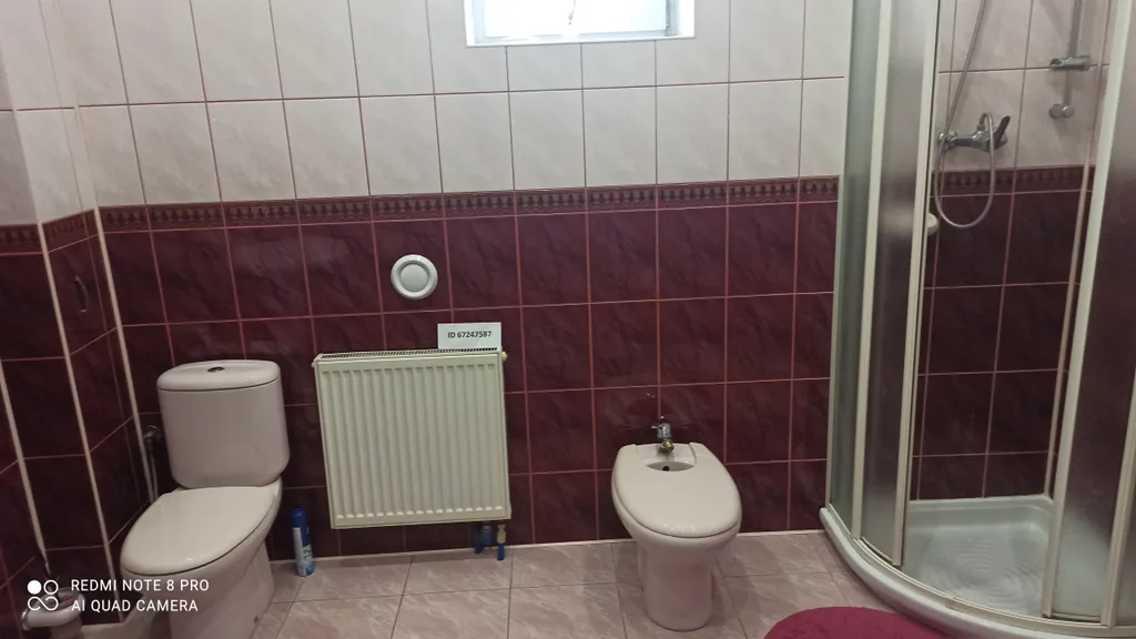 Квартира отдельная на первом этаже частного дома