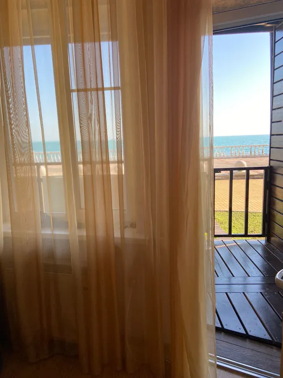 Квартира Apartments с видом на море — аренда посуточно в Геленджик