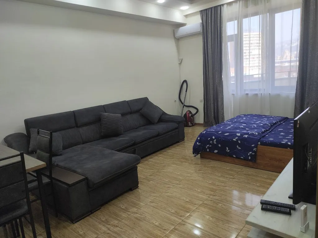 Modern suite Apartment / Self Check-in