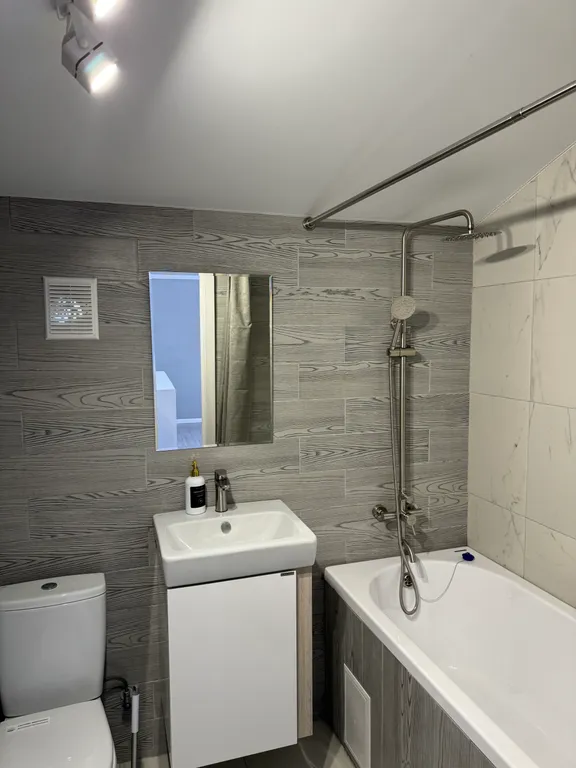 Дом с баней, бассейном и мангалом