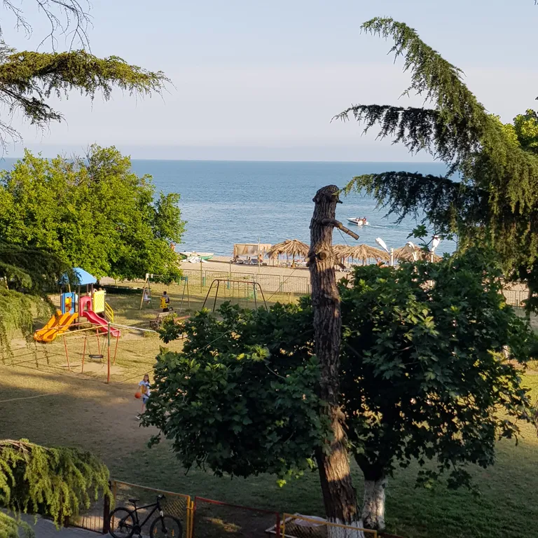 Квартира на берегу моря