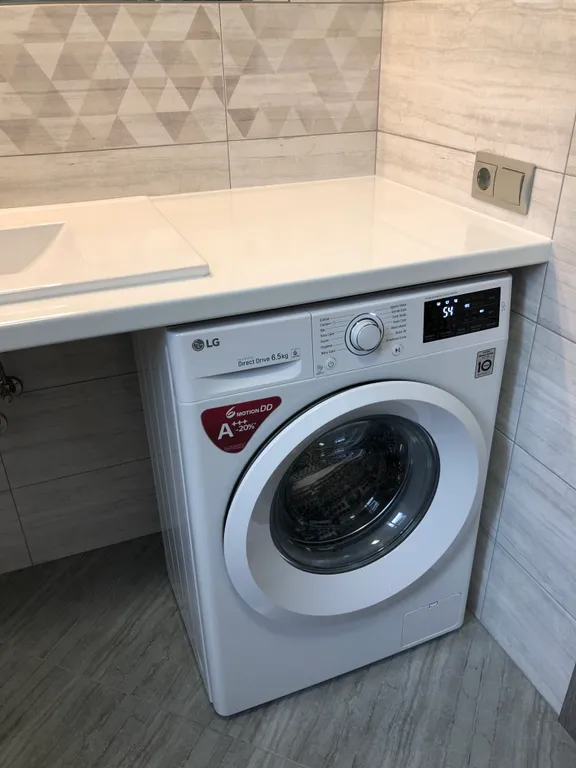 Благоустроенная двухкомнатная квартира у моря, два санузла