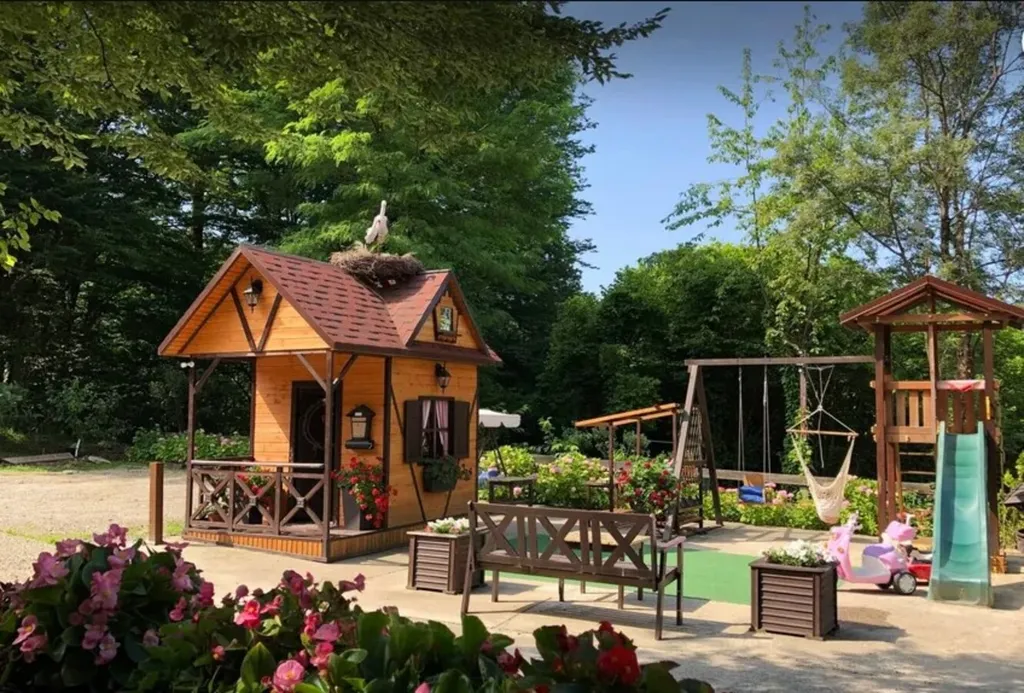 Коттедж Дом с бассейном в дагомысе в тихом месте — Сочи