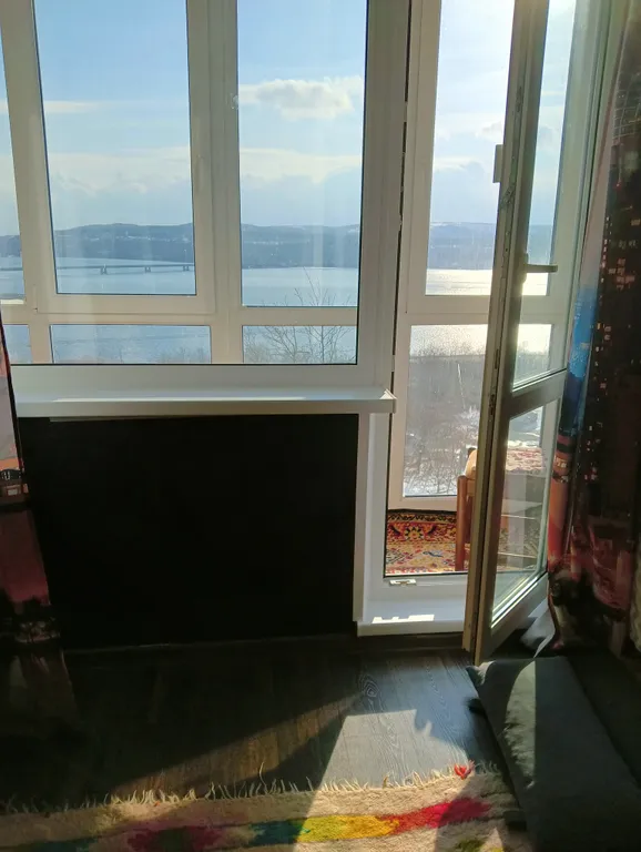 Квартира с видом на залив Баренцева моря и горы