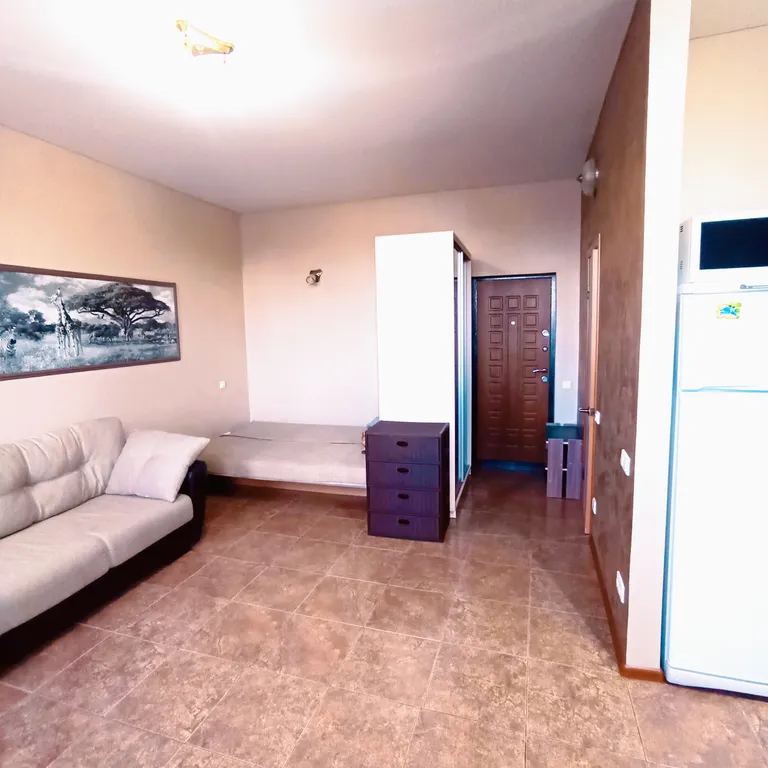 Квартира Уютная просторная квартира-студия в центре — Адлер