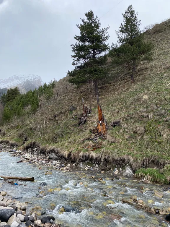 Malkar house с видом на гору Чегет