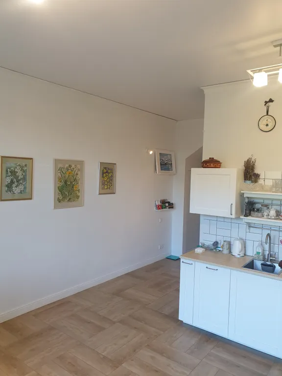 Коттедж Часть дома с отдельным входом и садом — Обушково