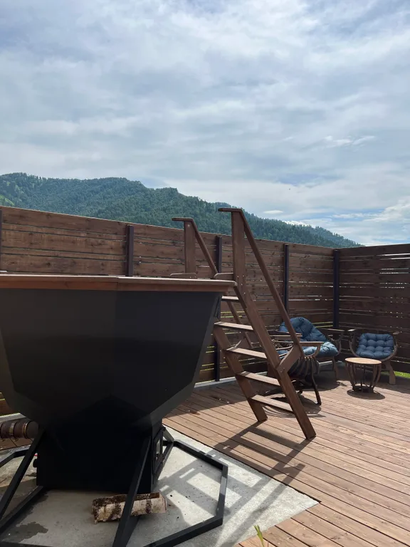 Уютный дом с видом на горы