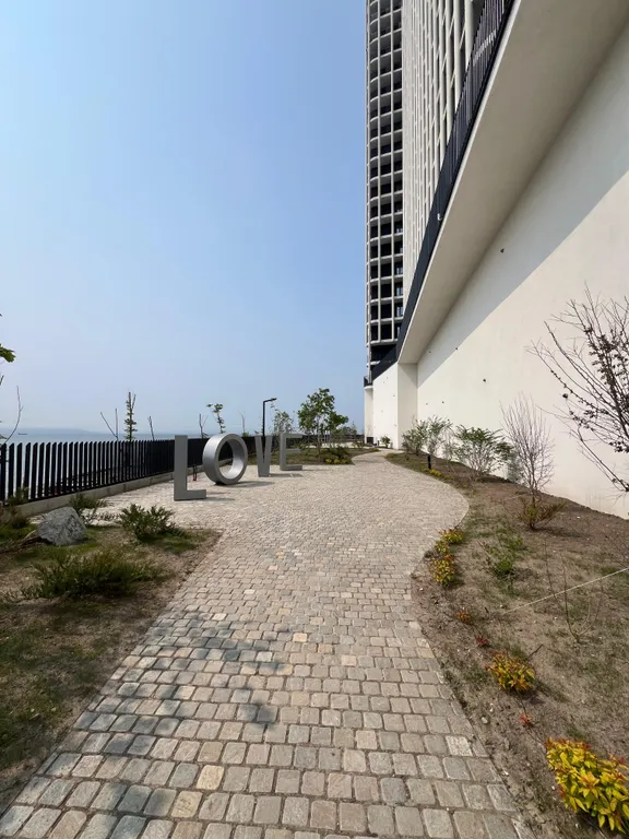 Апартаменты more - первая линия от моря в центре