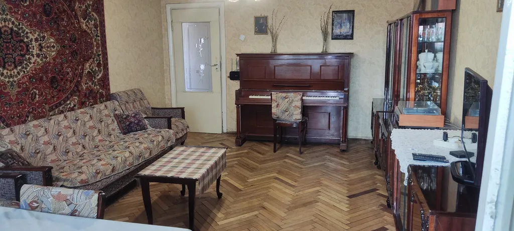 Винтажная квартира — аренда посуточно в Ереван