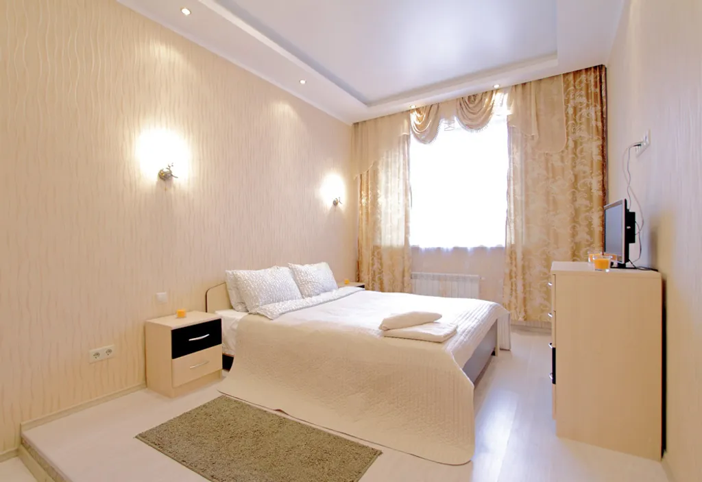 Двухкомнатная квартира с большой гостиной и балконом