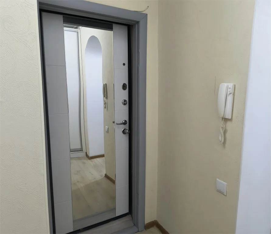 Apt у центрального стадиона