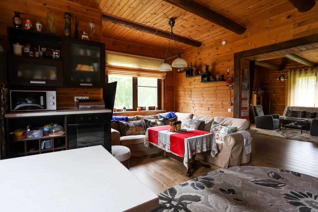 Уютный коттедж с баней на территории