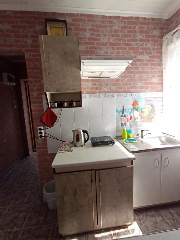 Коттедж Уютный домик с живописным двором — Курортное (Феодосия)