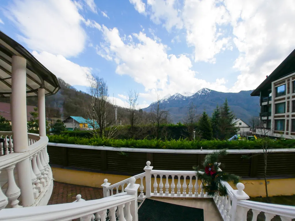 Коттедж на Красной Поляне