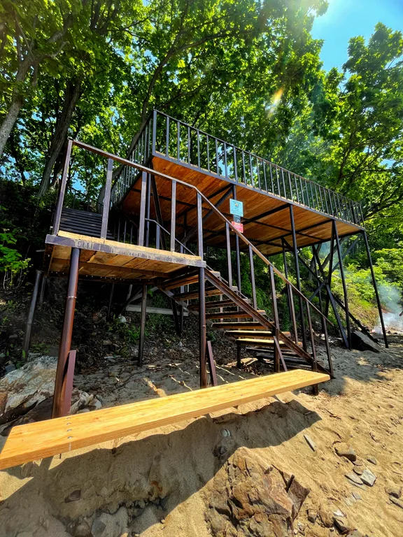 Четырехместный номер с террасой, первая линия от моря