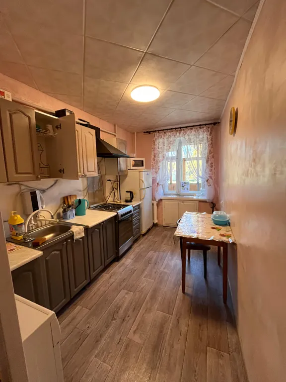 Уютная большая комфортная квартира, рядом находится горнолыжный курорт — аренда посуточно в Солнечный