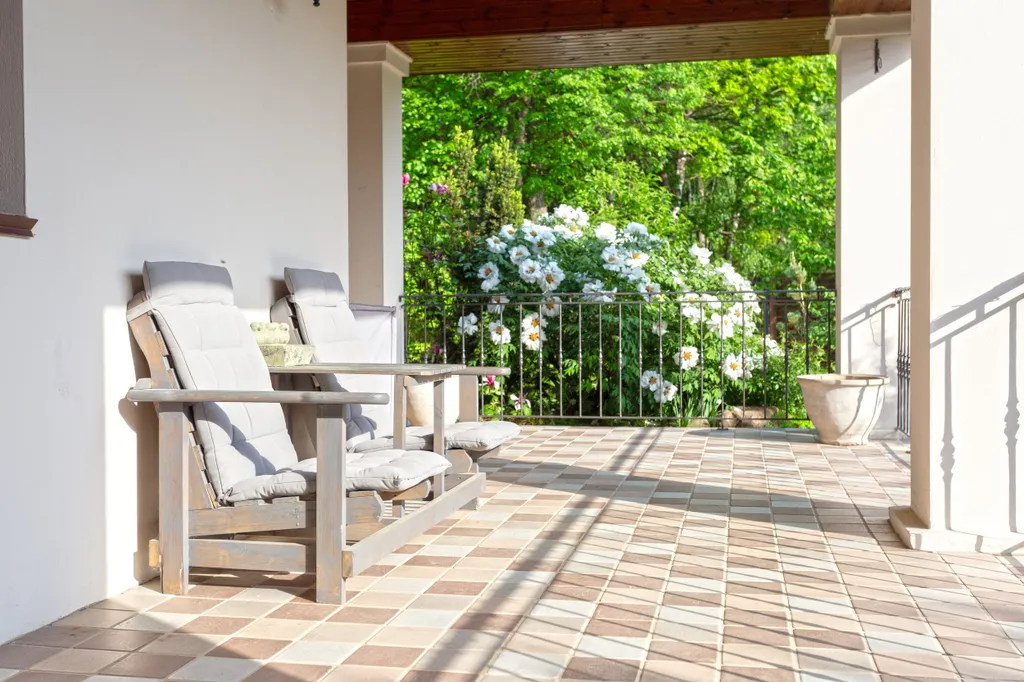 Вилла с бассейном