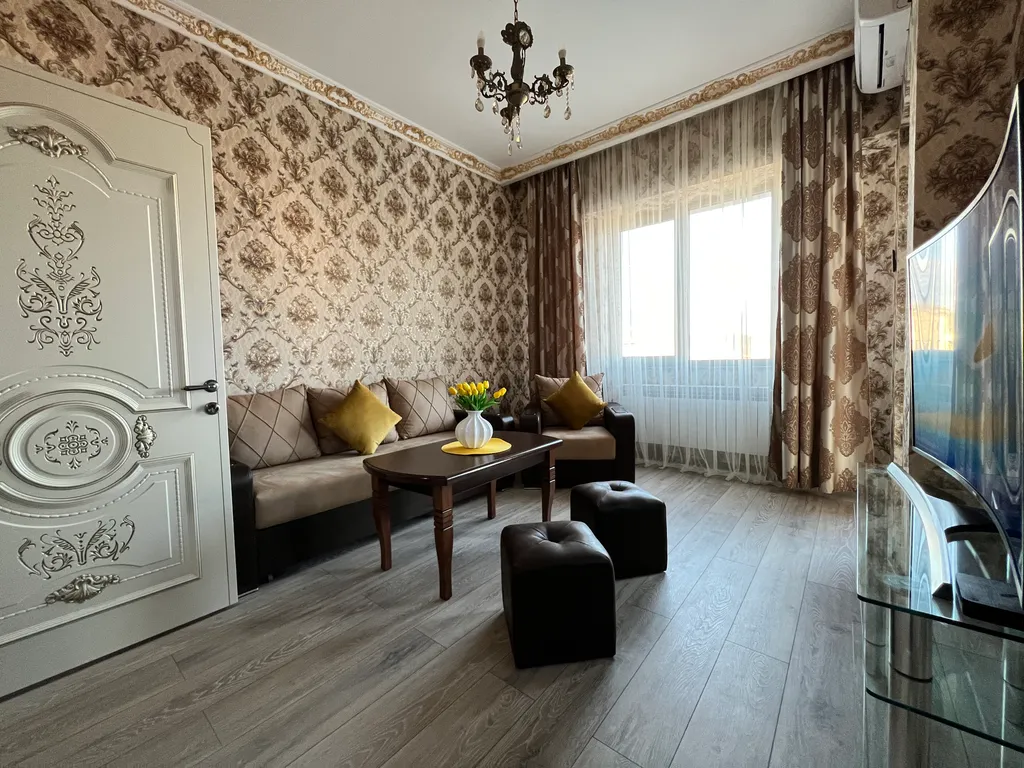 Premium Building in the historic city center