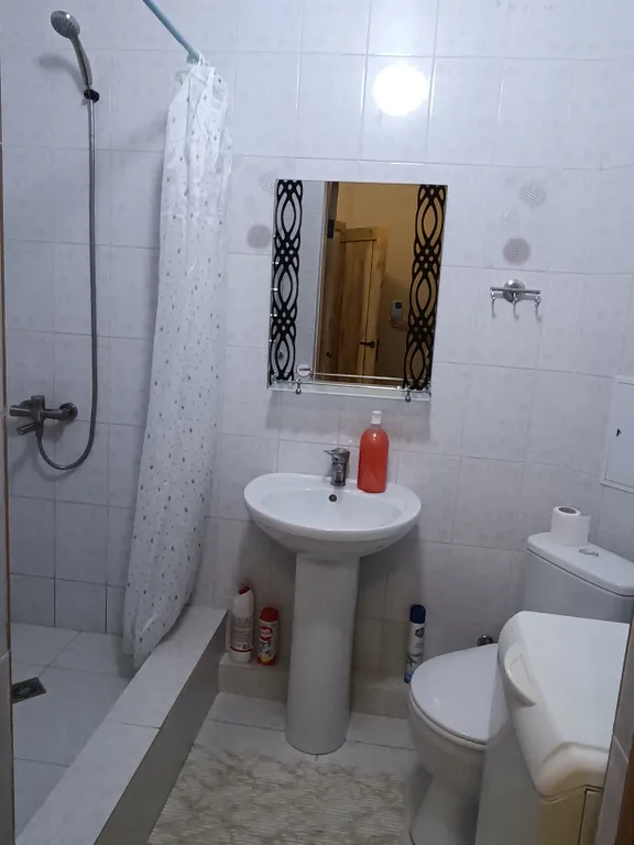 Квартира Квартира в оживлённом районе — Ейск