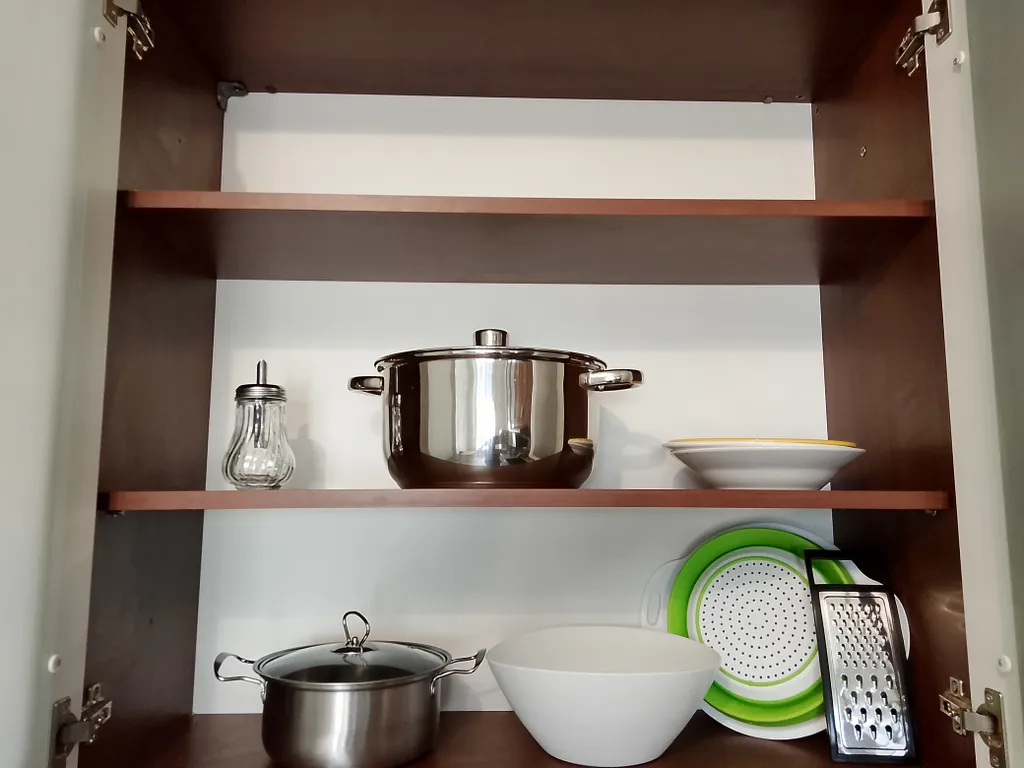 1-Комнатная Уютная, даже диванчик на кухне есть